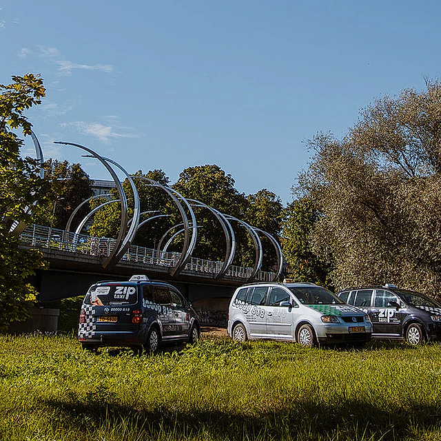 Zip taxi valmiera - izsauc taksi 12