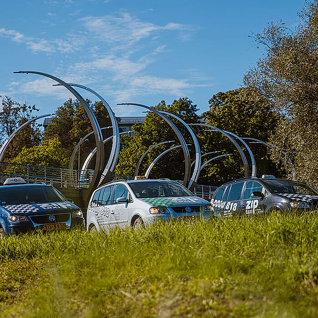 Zip taxi valmiera - izsauc taksi 04